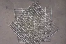 䓸